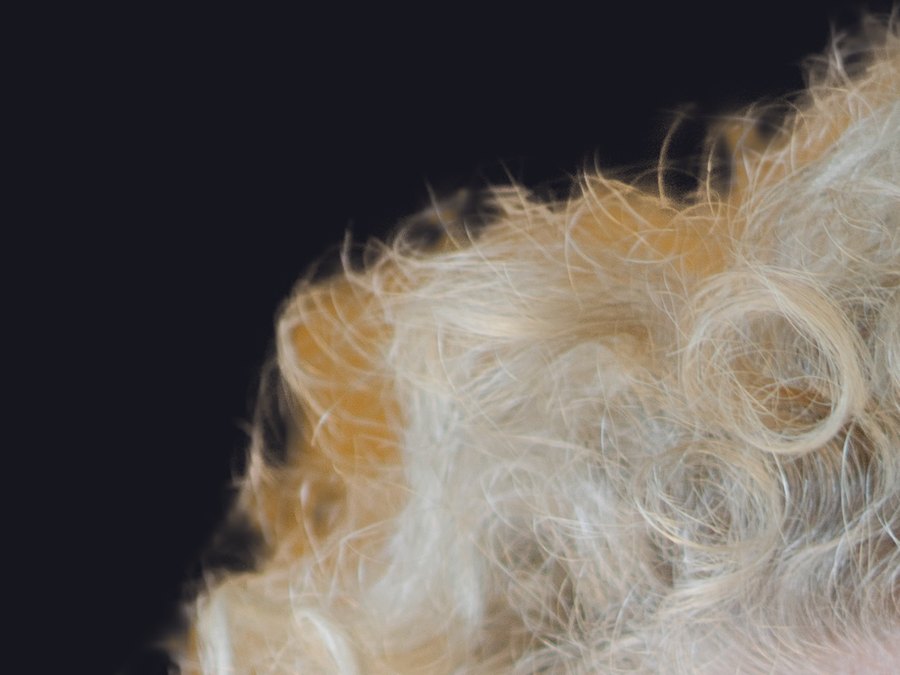 Hair after one pass: soft, with background caught between strands